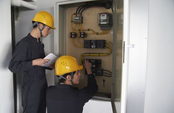 電気工事を四日市でも請け負う会社に正社員として入社希望でしたらご連絡を